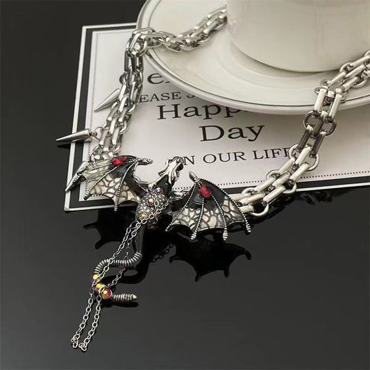Regulowany naszyjnik typu choker dla kobiet z motywem smoka