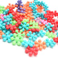 Pobudza kreatywność i wyobraźnię – pozwala dziecku tworzyć nieskończone konstrukcje – Klocki śnieżynki – Na pobranie! 🧩