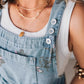 Dżinsowy kombinezon z nadrukiem w kwiaty w stylu vintage