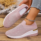 💎👟✅ Damskie pantofle z motylkowym kryształem – wygodne i otulające, blask przy każdym kroku – płatność przy odbiorze 🎁