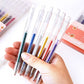 Chcesz błyszczącego efektu na kartkach i w dzienniku? – zestaw brokatowych długopisów – widoczne na jasnym i ciemnym papierze, idealne do DIY. Na pobranie! 🎨