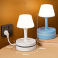 Lampka nocna z gniazdkami i USB – łączy oświetlenie i ładowanie, porządkuje stolik nocny. Na pobranie! 💡